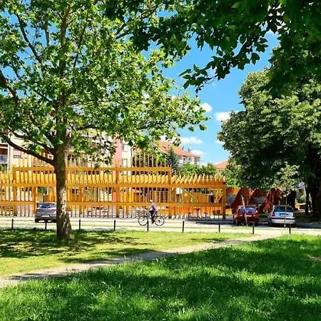 Fantastic Place * 아파틴