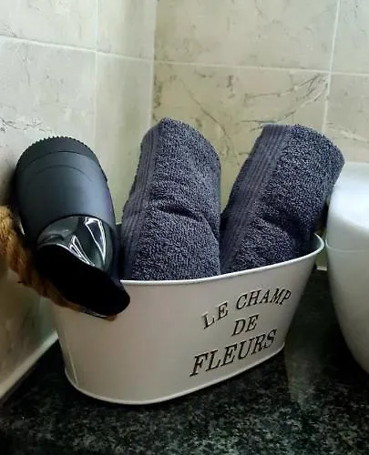 Fantastic Place 아파틴